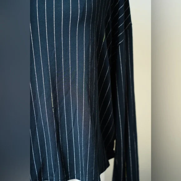 Babaton Aritzia black pinstripe mock neck turtleneck long sleeve Medium - Picture 2 of 5